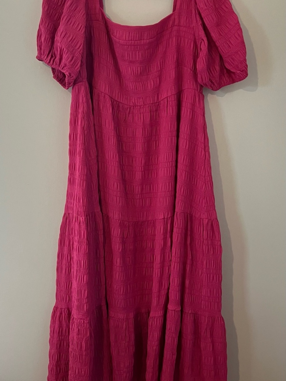 Fuchsia Tiered Puff-Sleeve Midi Dress